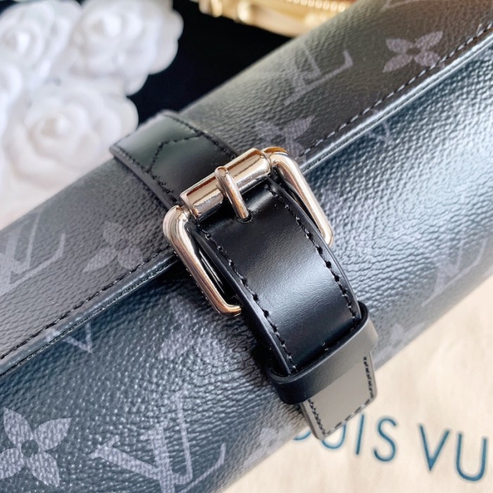Shop Louis Vuitton 3 watch case (M43385, N41137, M47530) by SkyNS