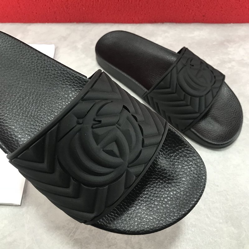 Gucci Matelasse Rubber Slide Sandals Black