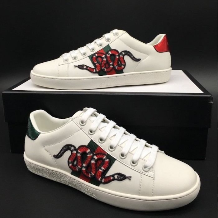 Gucci Men's Ace embroidered sneaker with Snake