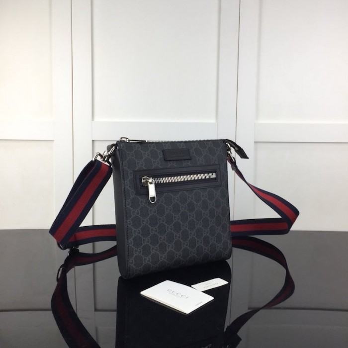 Isse Oprigtighed stang Gucci GG Black small messenger Bag 523599