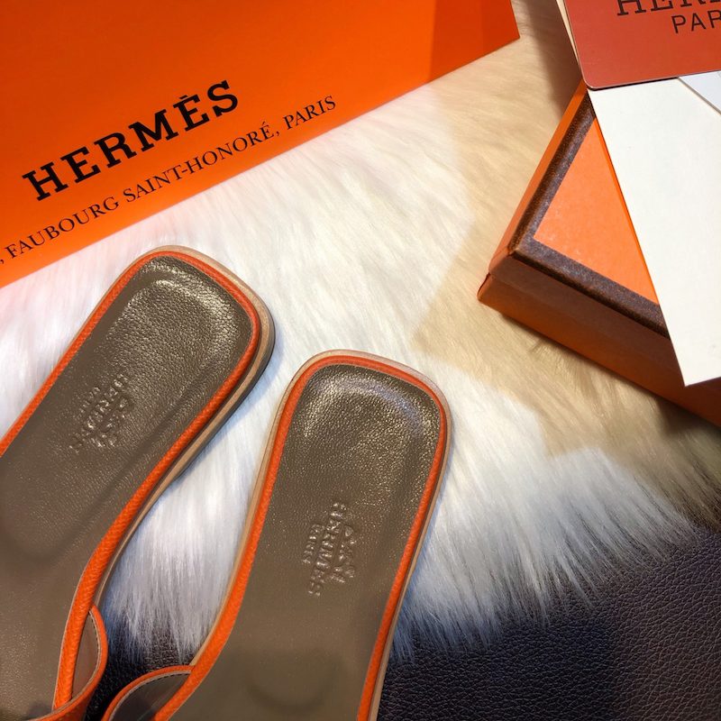 Hermes Women Oran Sandals in Epsom Leather Orange