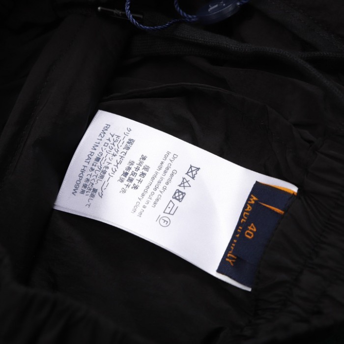 Louis Vuitton Black 2054 Athletic Shorts – Savonches