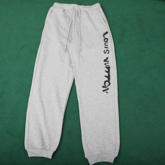 Louis Vuitton Street Style Plain Joggers & Sweatpants (1A7XFC)