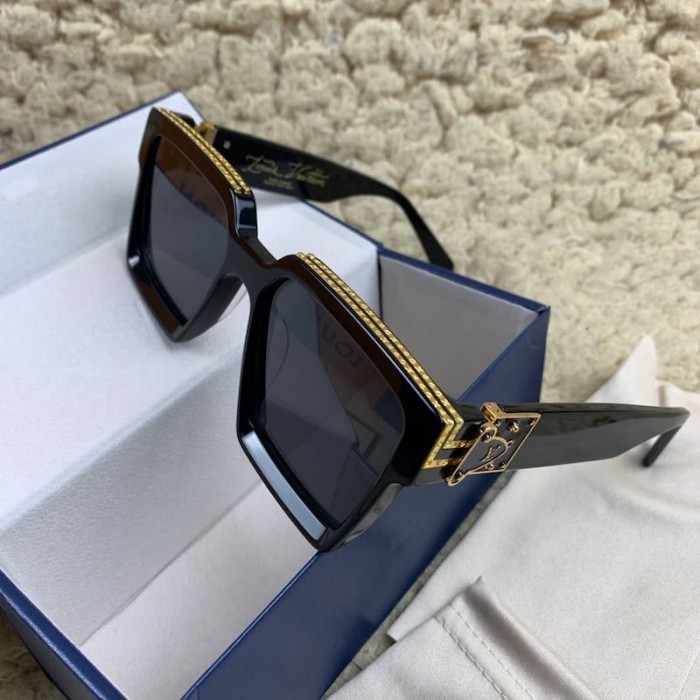 99REFERENCE on X: Louis Vuitton Distorted Glasses by Virgil Abloh (2021)   / X